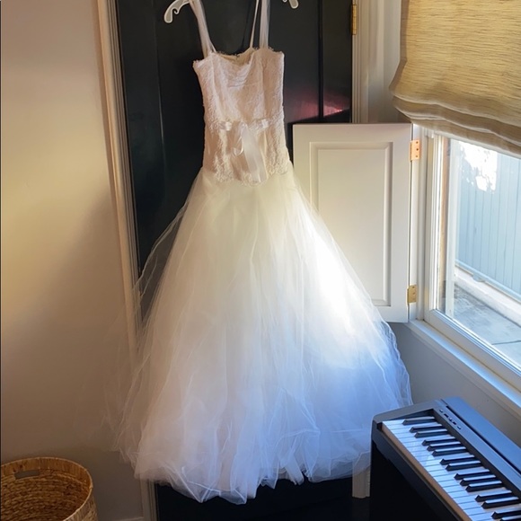 MONIQUE LHUILLIER WEDDING DRESS S2-4 - Picture 1 of 6